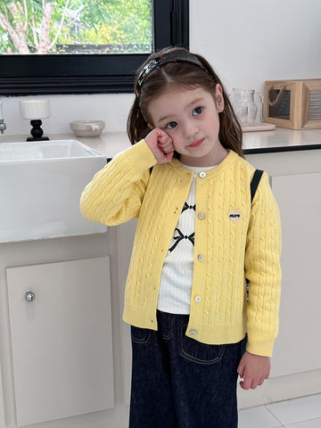 Children's Cozy Yellow Sweater – Perfect for Autumn & Winter