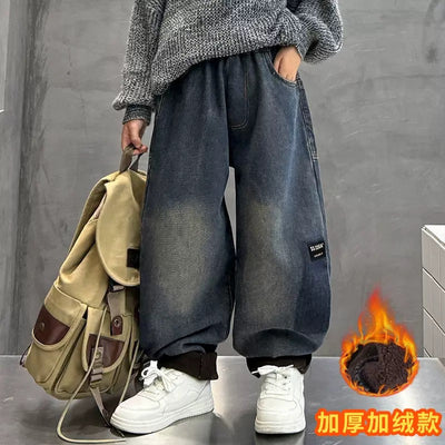 Warm thick fleece-lined baggy denim jeans for boys